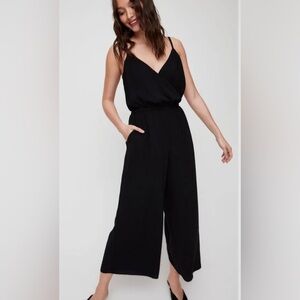 Aritzia Wilfred Black Melodie Wide-Leg Jumpsuit with Pockets